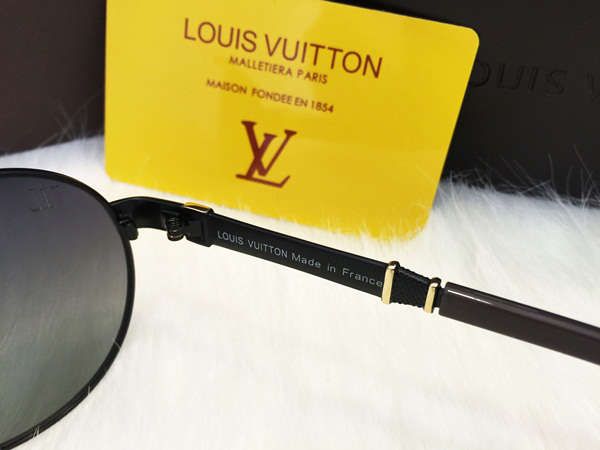 Gọng kính Louis Vuitton Z1913