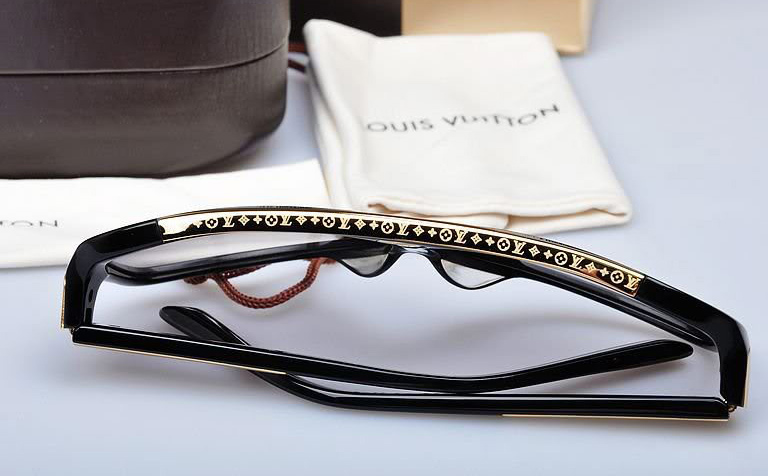 Kính mắt Louis Vuitton LV01