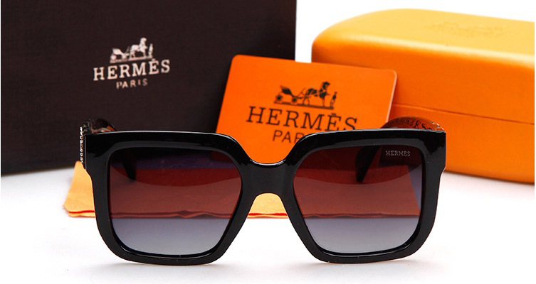 Kính mắt nữ thời trang Hermes HM02